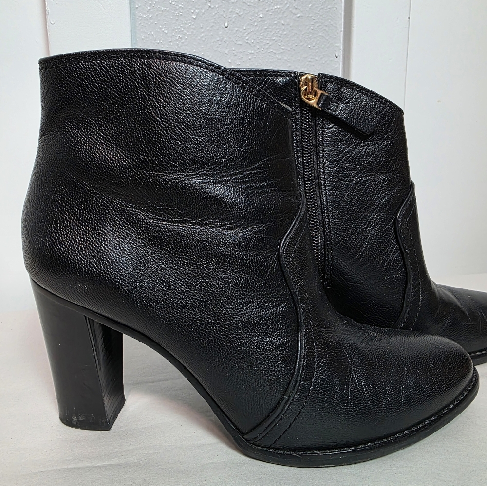 Vince Camuto Orlantha Black Leather Ankle Booties Heel Size 6.5M Brazi
